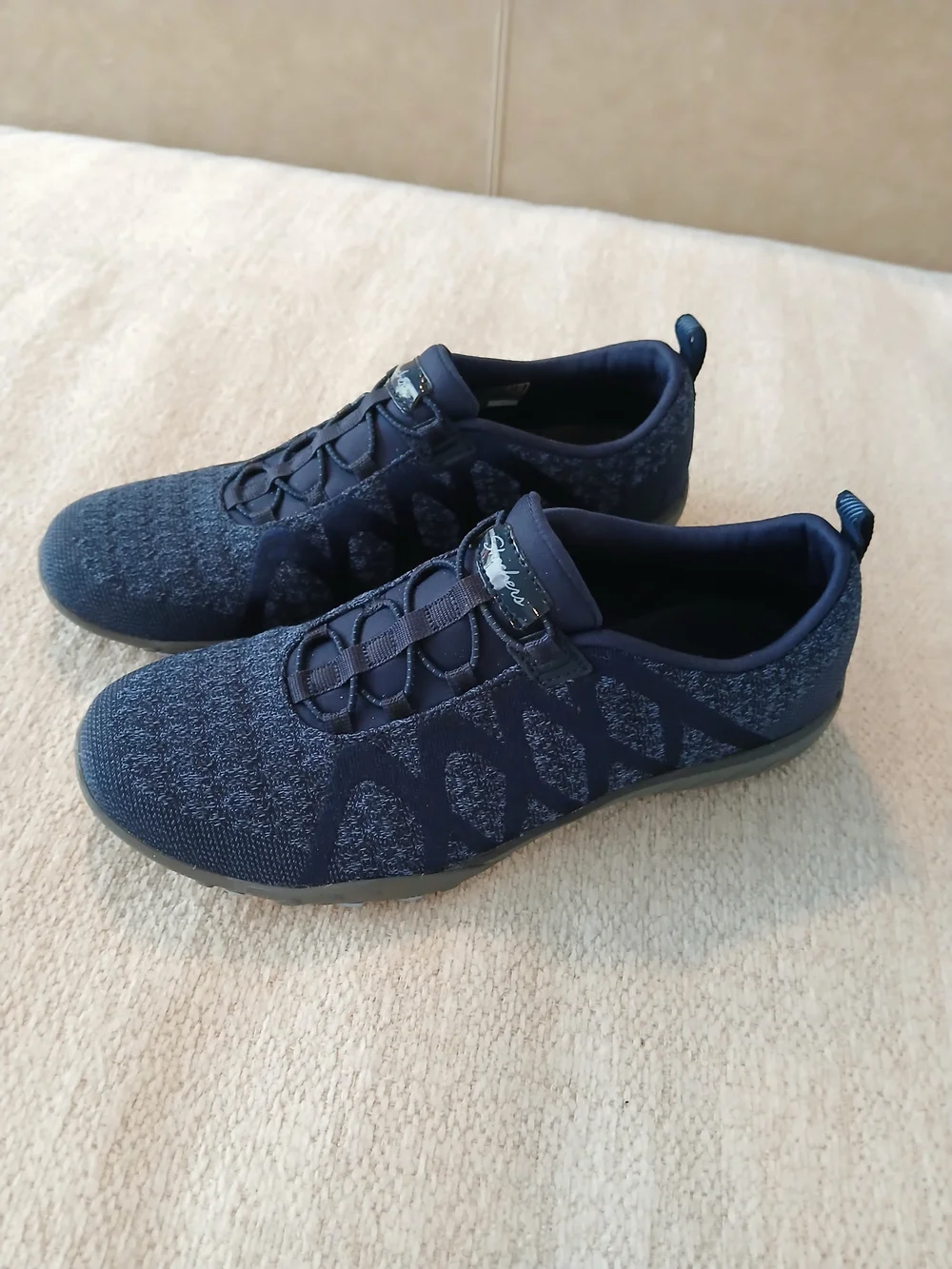 •Skechers• Air-Cooled Memory Foam Relaxed Fit Navy Slip-On Athletic Shoes